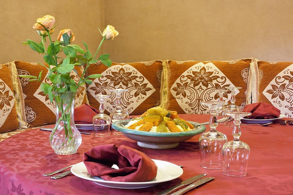Riad Ouarzazate Luaran gambar